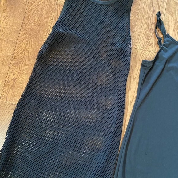 Mesh dress with dress liner - Picture 2 of 3